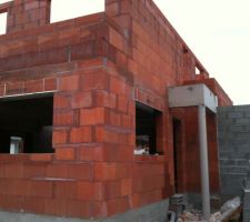 Vu cot&eacute; sud-est porte entr&eacute;e et cuisine