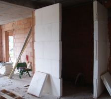 Cagibi hall d'entr&eacute;e