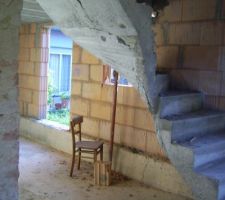 On peut enfin voir l'escalier &agrave; quoi &ccedil;a ressemble