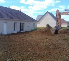 Le derriere enfin plus de tas de terre