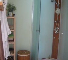 Salle de douche privée des parents