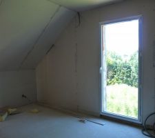 La chbre au dessus de la notre (future salle cinéma)
