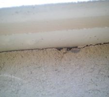 Sous bassement des fen&ecirc;tres