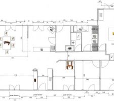 Plan de la maison 

dans la chambre parental une fenetre au dessus du lit a 1.60 m 

fenetre qui s'ouvre vers l'exterieur sont des baies 

arriere cuisine une petite fenetre - hauteur 1.6 m