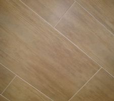 Carrelage imitation parquet