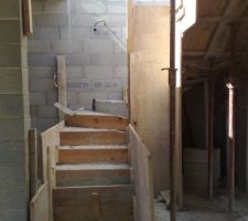 Escalier en béton intérieur