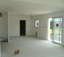 20/08/11 : peinture cuisine s&eacute;jour