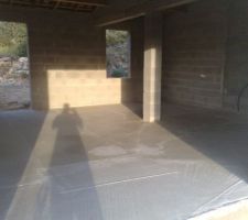 La dalle du garage est fini, la maison est hors d'eau