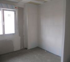 Le passage des gaines de la VMC DF