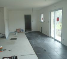 31/08/11 : carrelage RDC