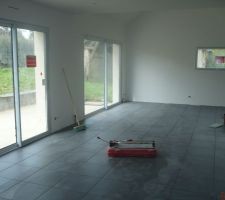 01/09/11 : carrelage RDC