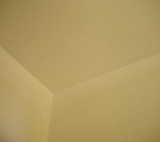 Peinture au plafond