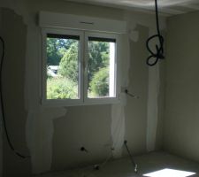 Mon bureau ! au soleil, ce que je vais bien y travailler !