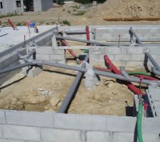 Toute la tuyauterie est passée