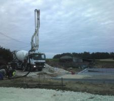 Coullage b&eacute;ton blocs de coffrage isolant soubassement