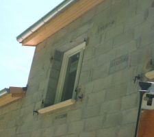 Ext&eacute;rieur volets chambre