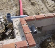 La ventilation pour la future fosse septique.