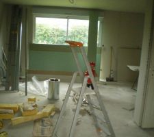 Photo prise du salon vers la salle &agrave; manger, &agrave; droite ce sera cuisine