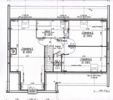 L'étage que nous avons modifié :
- Création de la chambre 3 avec 2 chambres pour faire une suite parentale).
- Agrandissement de la salle de bain.