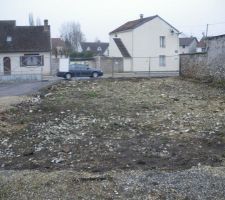 Vue du fond de la route (superficie 315m2)