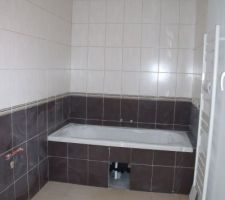 Fa&iuml;ence Salle de Bain, vue baignoire