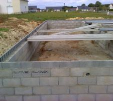 Murs de soubassements.