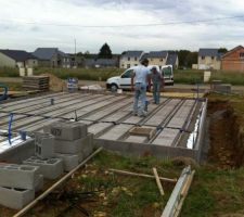 Hourdis normaux sur garage, pose du treillis