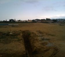 D&eacute;but viabilisation (raccordement &agrave; l'&eacute;gout)