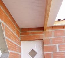 Lambris PVC sous le porche