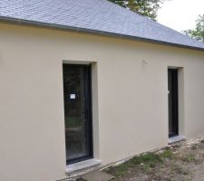 Per&ccedil;age de l'enduit &agrave; une hauteur autre que celle des autres per&ccedil;ages 1