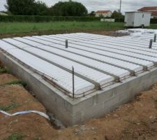 Hourdis polystyr&egrave;ne et poutrelles arm&eacute;es