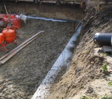 Enfin les semelles ont &eacute;t&eacute; coul&eacute; a l'aide du camion toupie