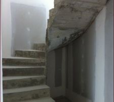 Escalier béton