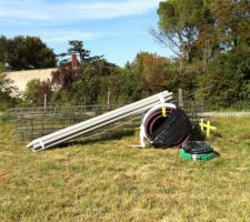La livraison du ferraillage et des évacuations sont arrivés