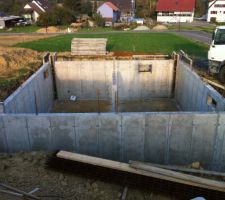 Murs de la cave : un cube