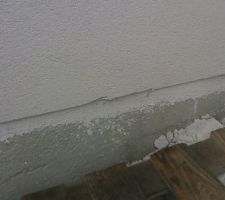 Probléme de découpe du crépis sur contour de la maison
