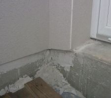 Probléme de découpe du crépis sur contour de la maison