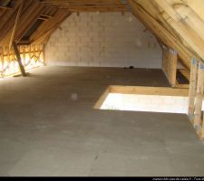 Pose du plancher de l'étage