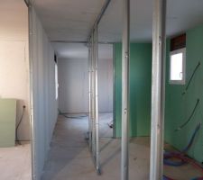 Rails cloisons intérieures: Chambre 3