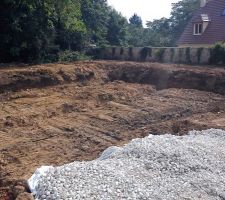 Terrassement terminé, chemin d'accès de qualité douteuse...