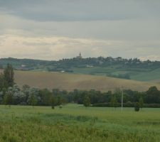 Vue sur le village du Castera de notre terrain