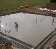 Coulage de la dalle avec béton auto plaçant