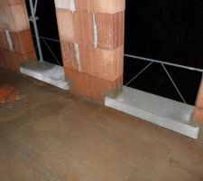 Rebords de fenêtre en pierre