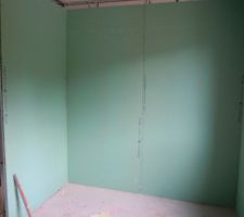 Salle de bain en placo hydrofuge