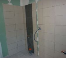 Coté wc de la salle de bain