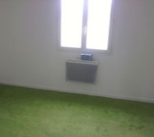 Fini la 1ere chambre haut plinthe et moquette