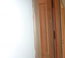 Couvre joint porte