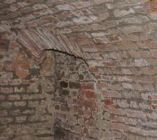 Ancienne Cave vout&eacute;e deja rejointoy&eacute;e