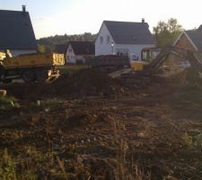 Terrassement, plots, d&eacute;gagement citerne