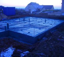 Une autres prise de vue des fondations de la maison